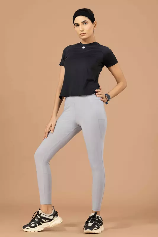 Drizone Super Stretchable Printed Nylon Leggings for Women Drizone Super Stretchable Printed Nylon Leggings for Women